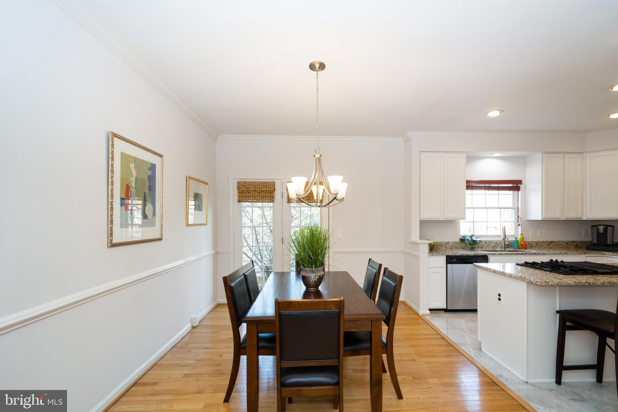 MADRILLON SPRINGS - Residential