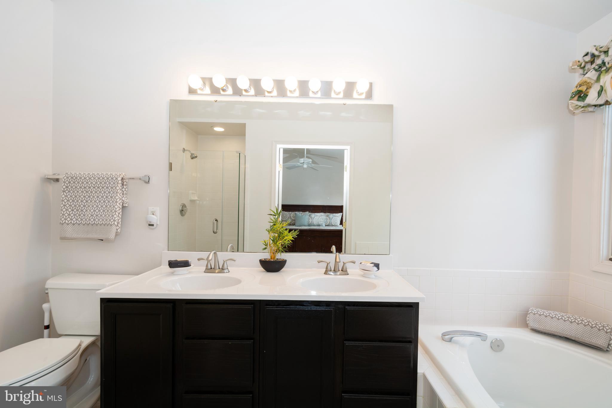 MADRILLON SPRINGS - Residential