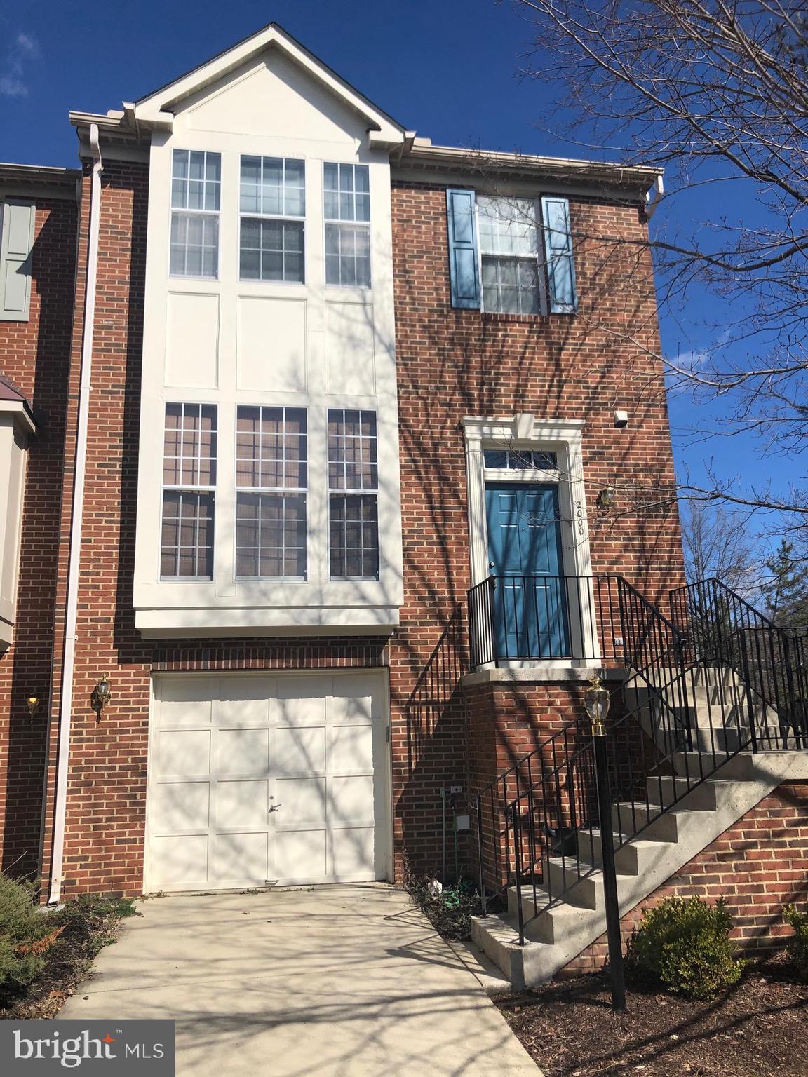 MADRILLON SPRINGS - Residential