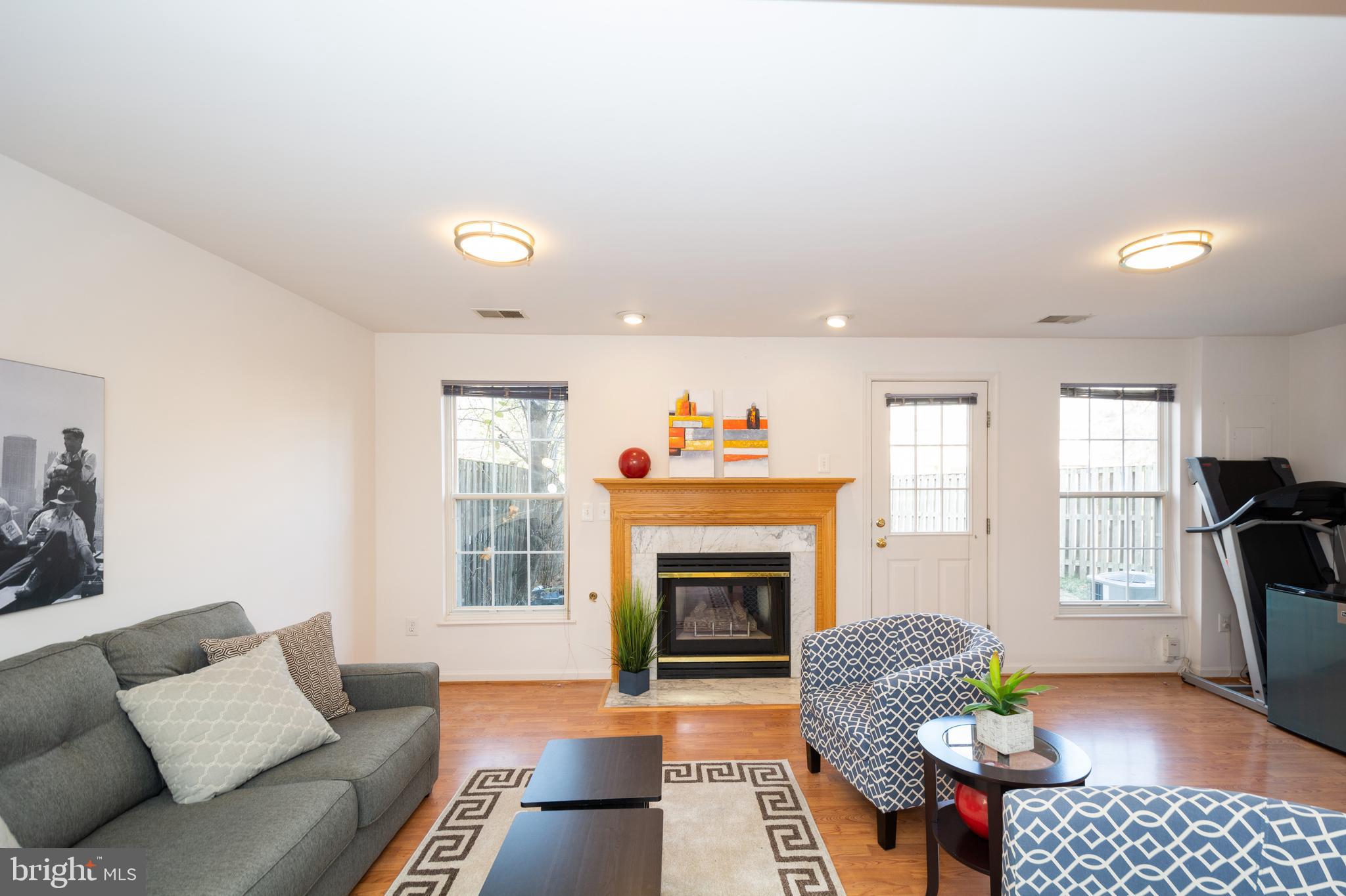 MADRILLON SPRINGS - Residential