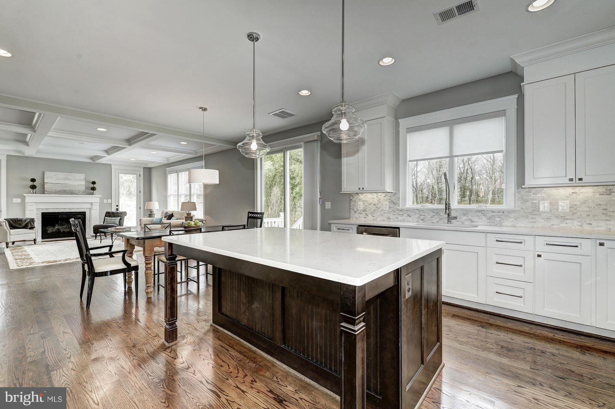 WALKER CHAPEL - Residential