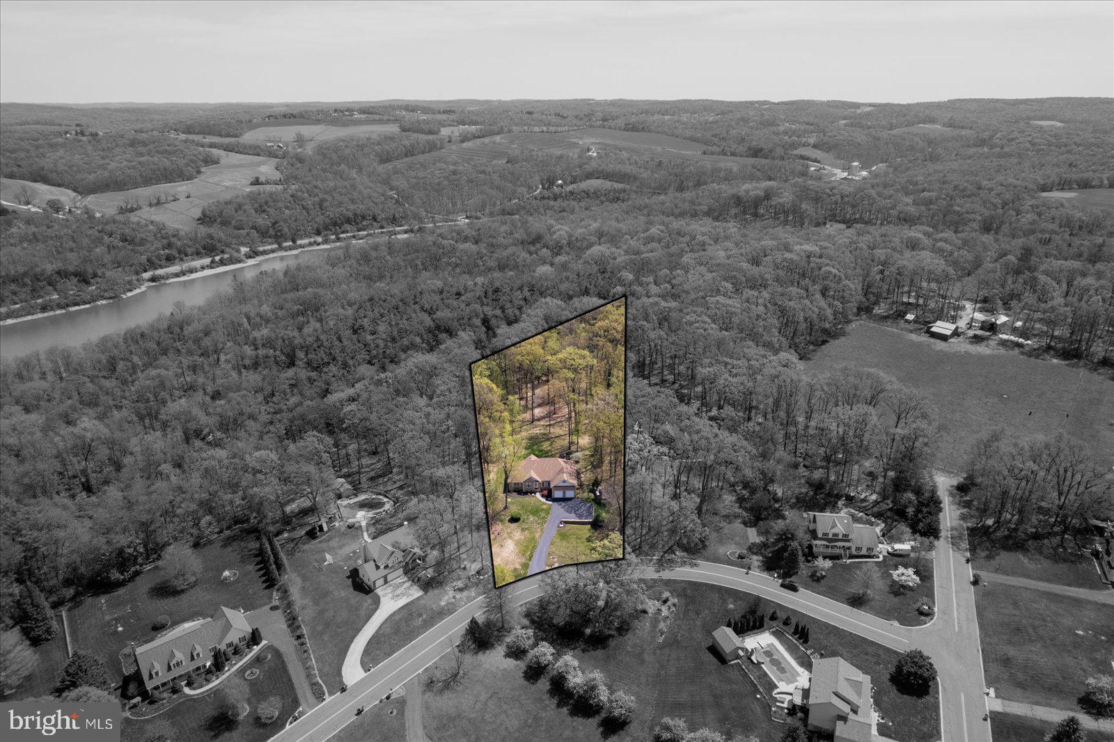 3812 EAGLE RIDGE COURT
