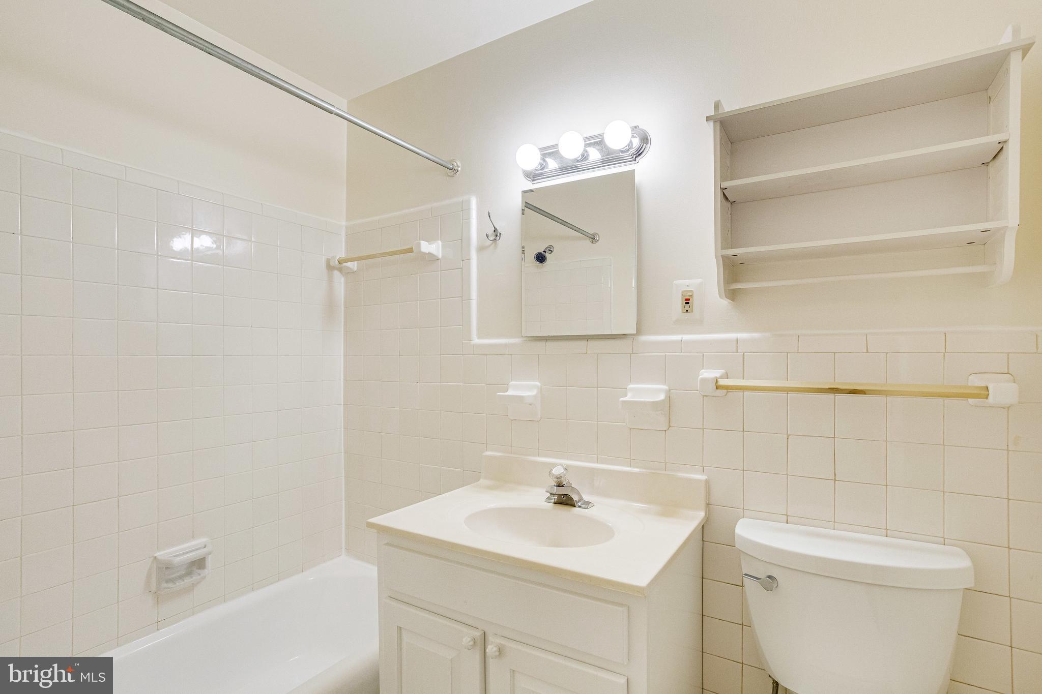 DEL RAY - Residential Lease