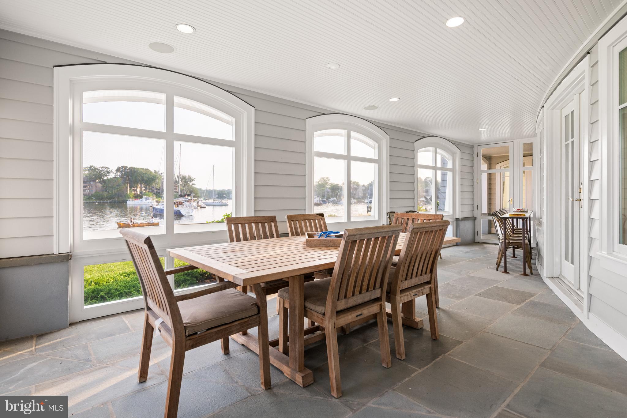 HISTORIC DISTRICT - Residential