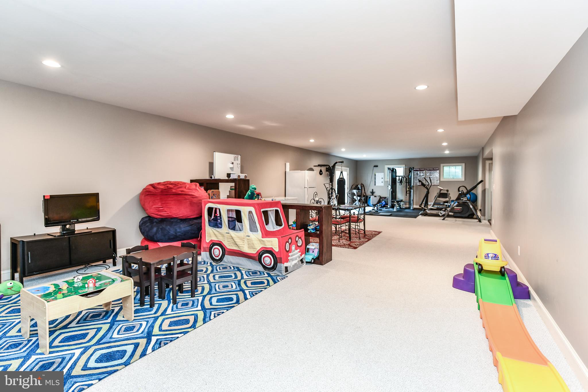 CHESTERBROOK ESTATES - Residential