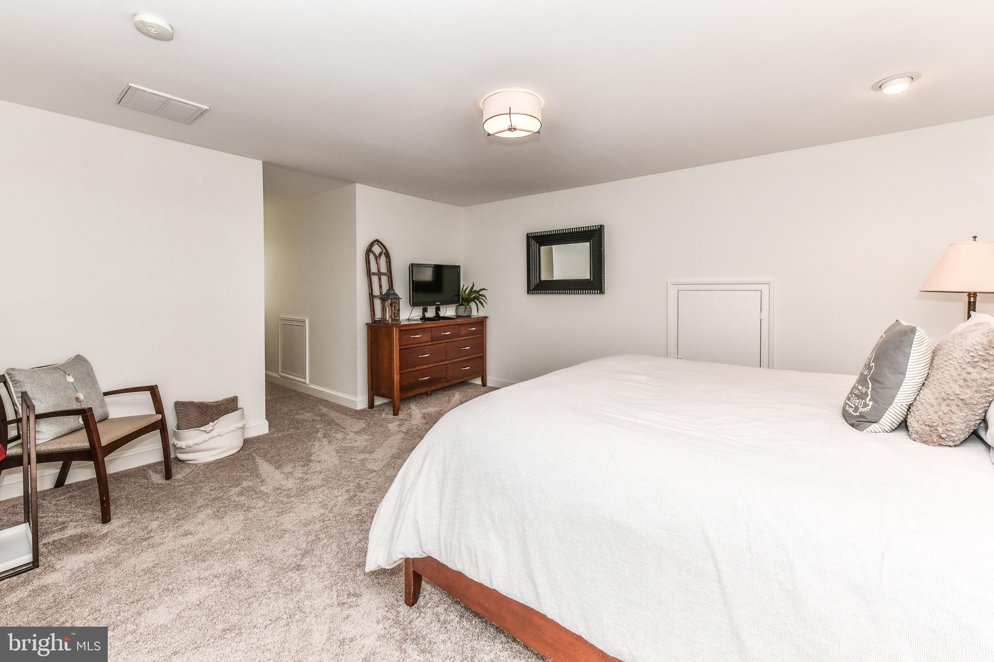 CHESTERBROOK ESTATES - Residential