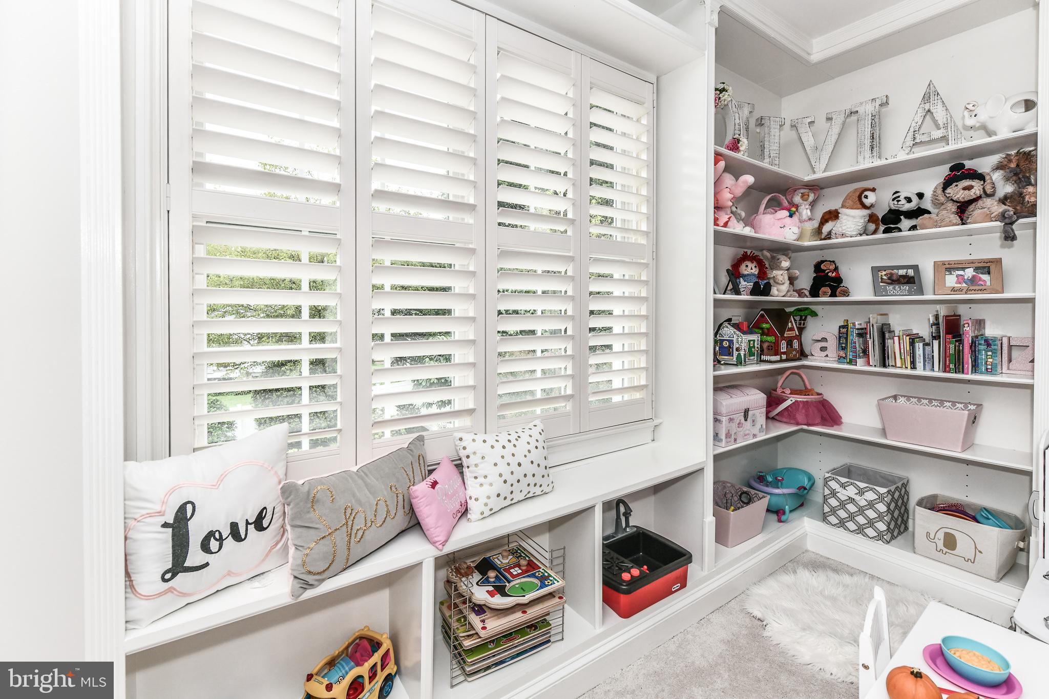 CHESTERBROOK ESTATES - Residential