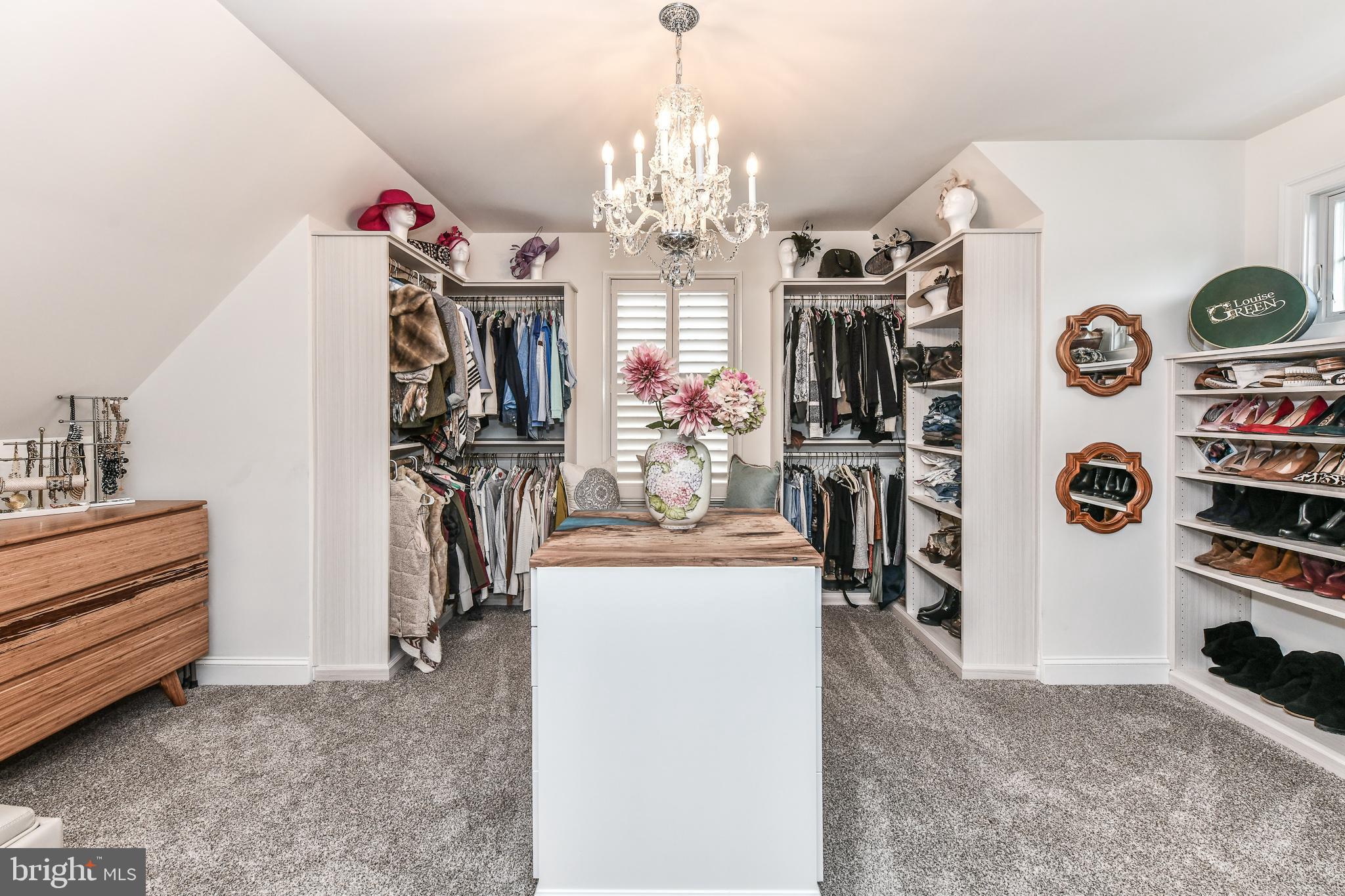 CHESTERBROOK ESTATES - Residential