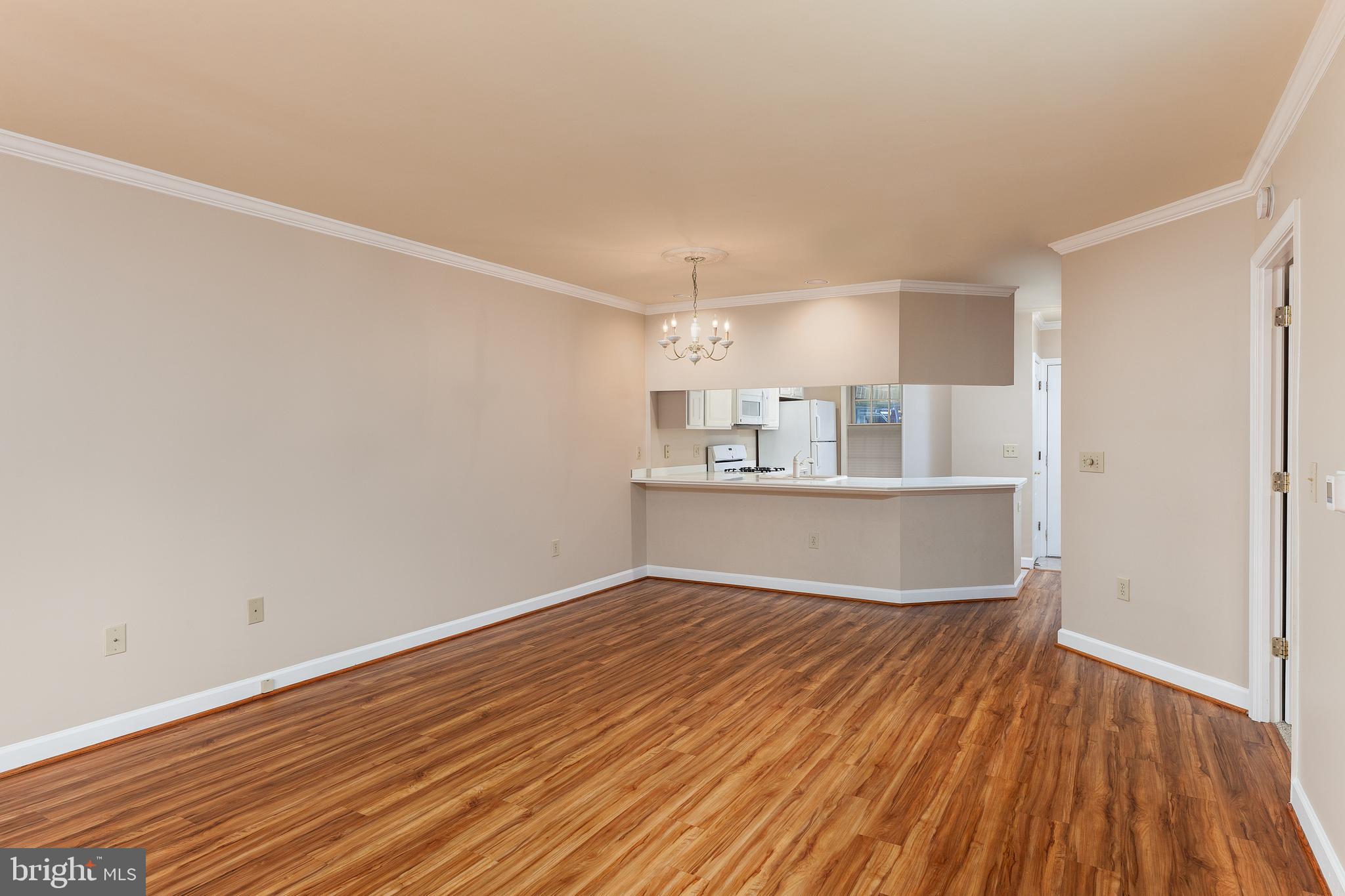 FALLS STATION - Residential Lease