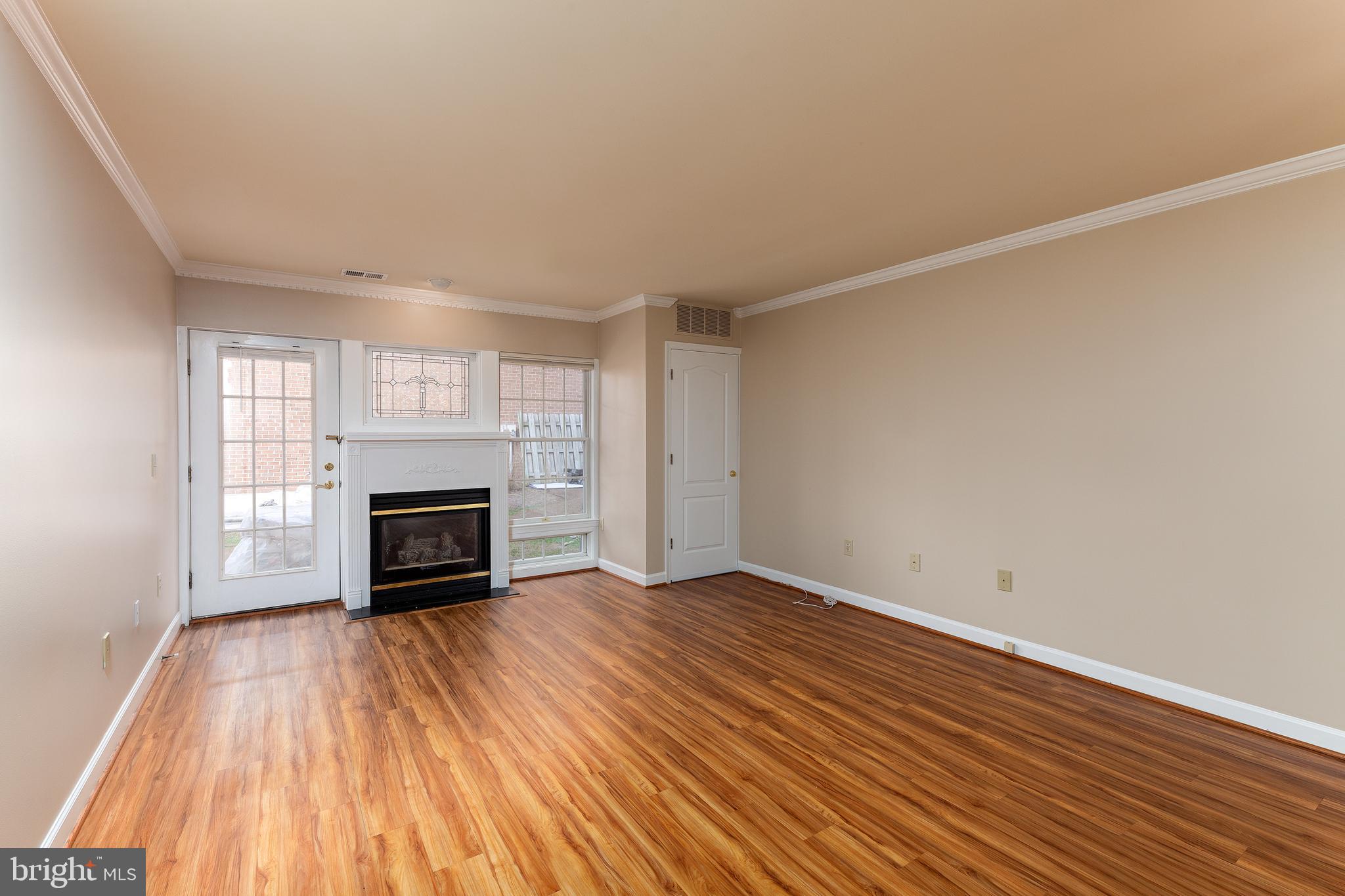 FALLS STATION - Residential Lease