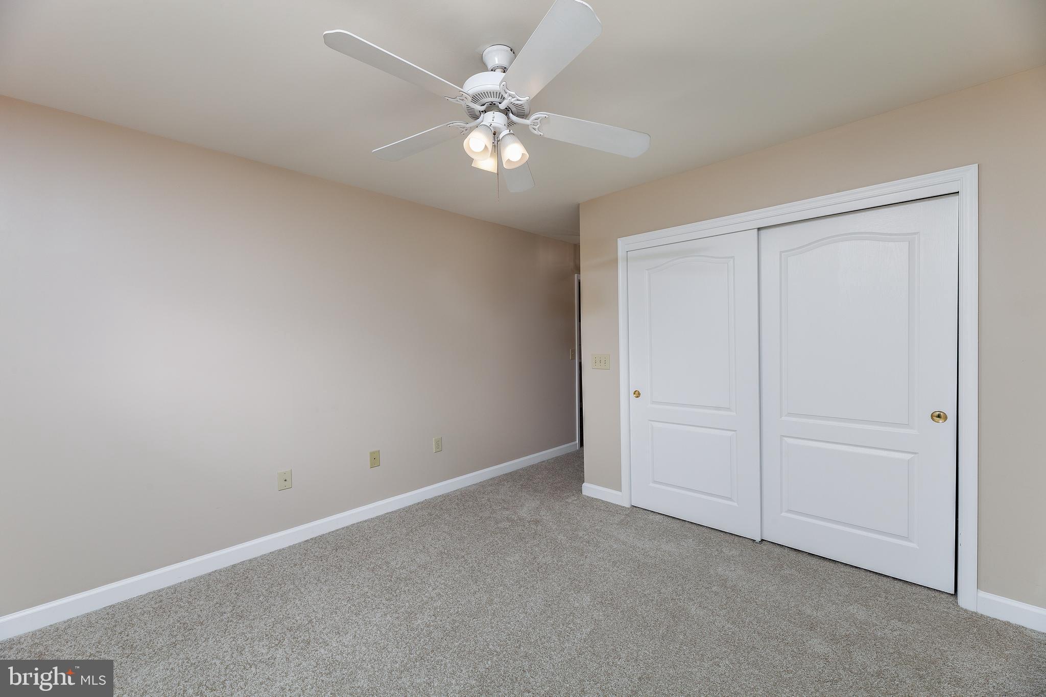 FALLS STATION - Residential Lease