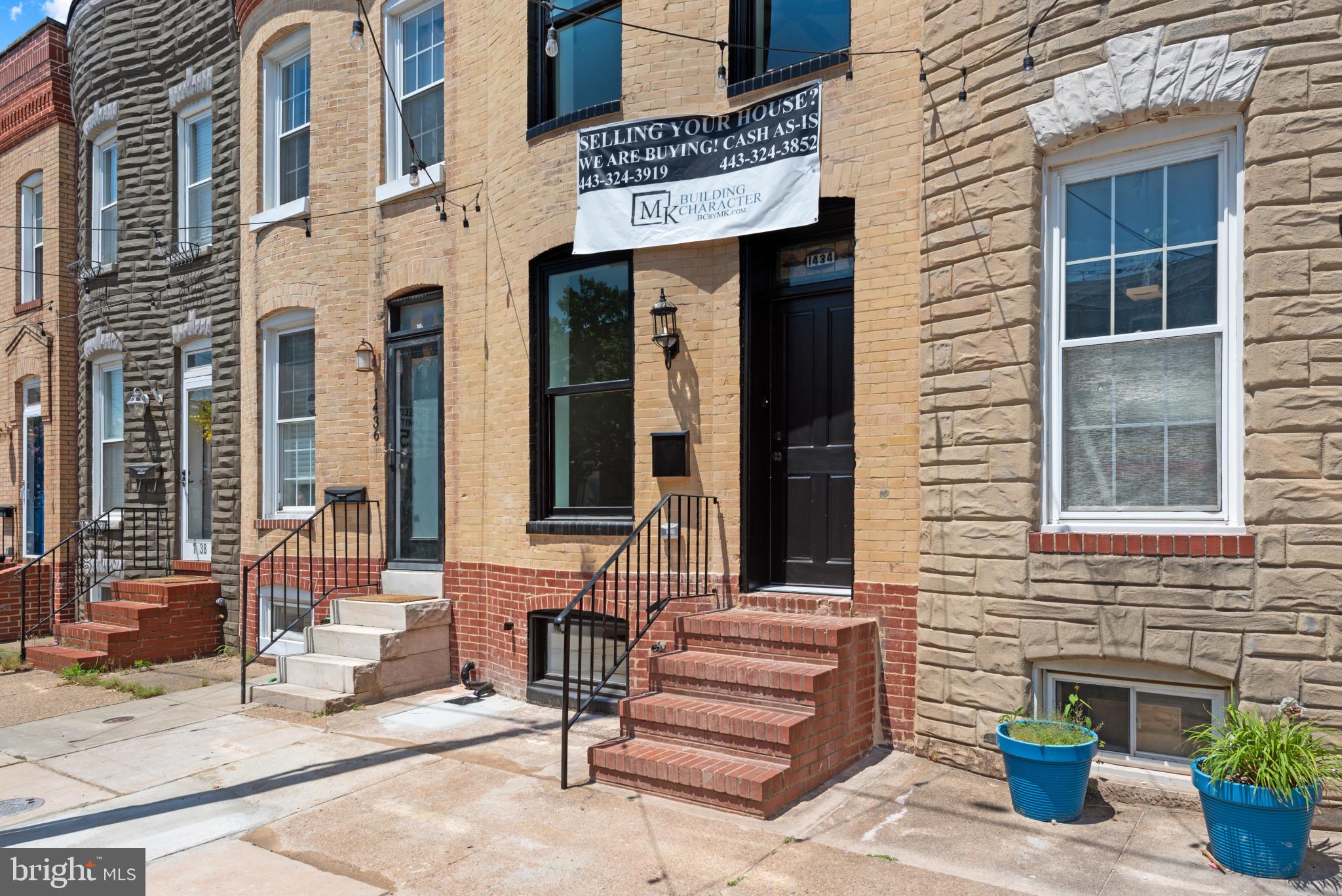 LOCUST POINT - Residential