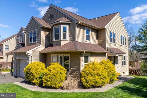 1243 BROWNING COURT LANSDALE PA 19446