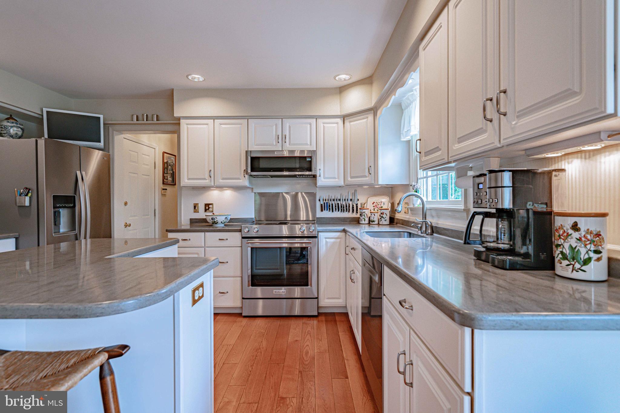 RIDGE VIEW ESTATES - Residential