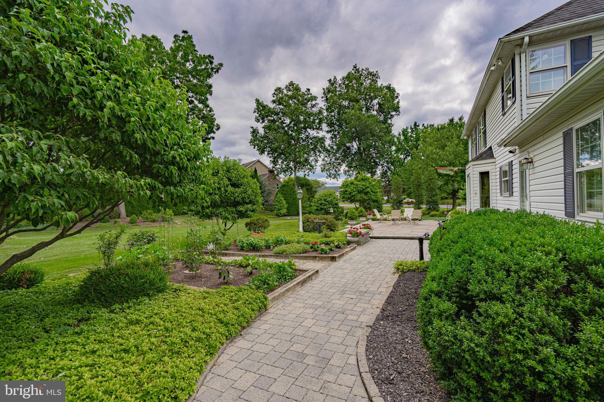 RIDGE VIEW ESTATES - Residential