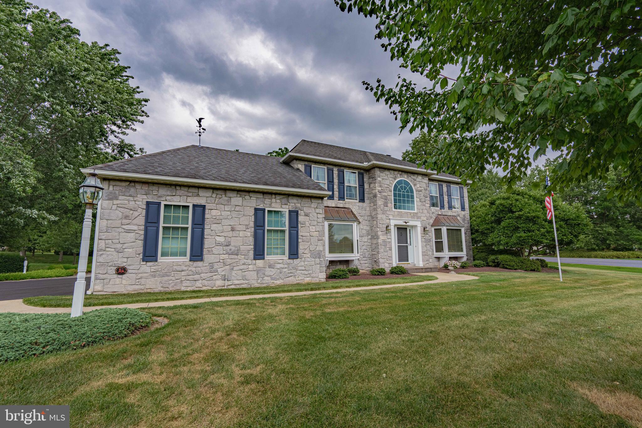 RIDGE VIEW ESTATES - Residential