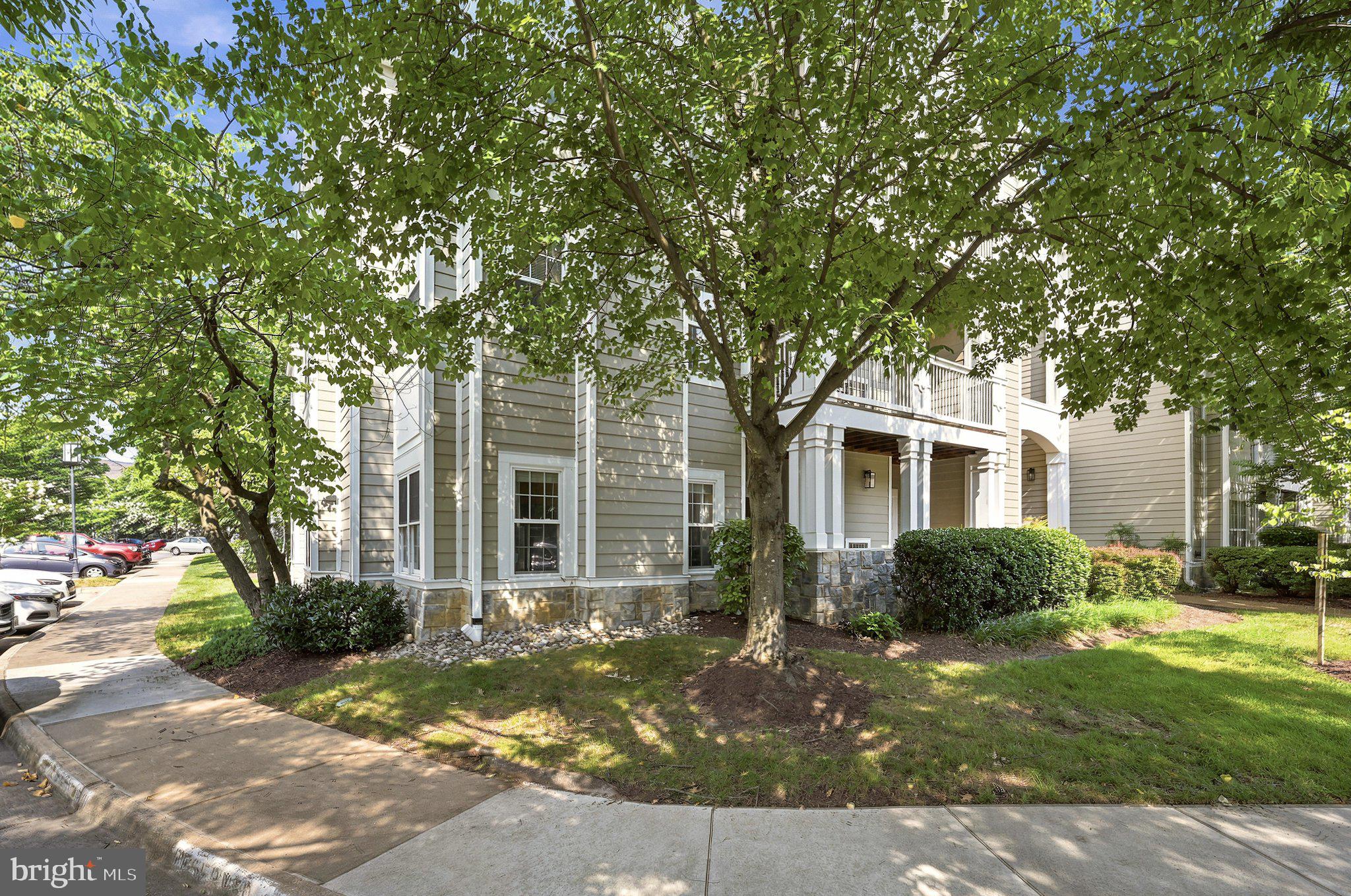 1701 LAKE SHORE CREST DRIVE 16