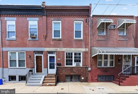 Photo of 2336 S Chadwick Street, PHILADELPHIA, PA 19145 (MLS # PAPH2639524)