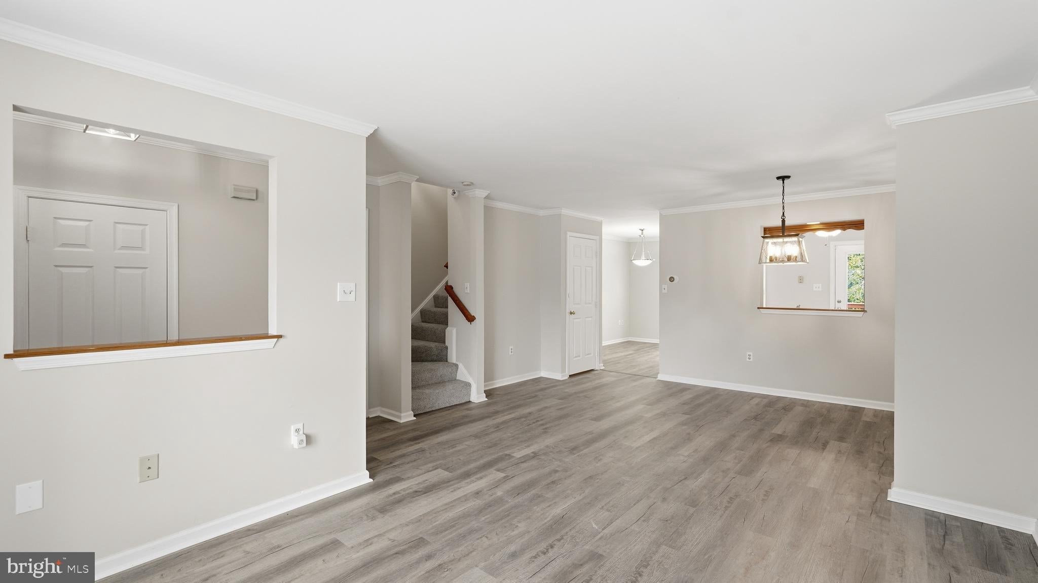 7843 SABRE COURT