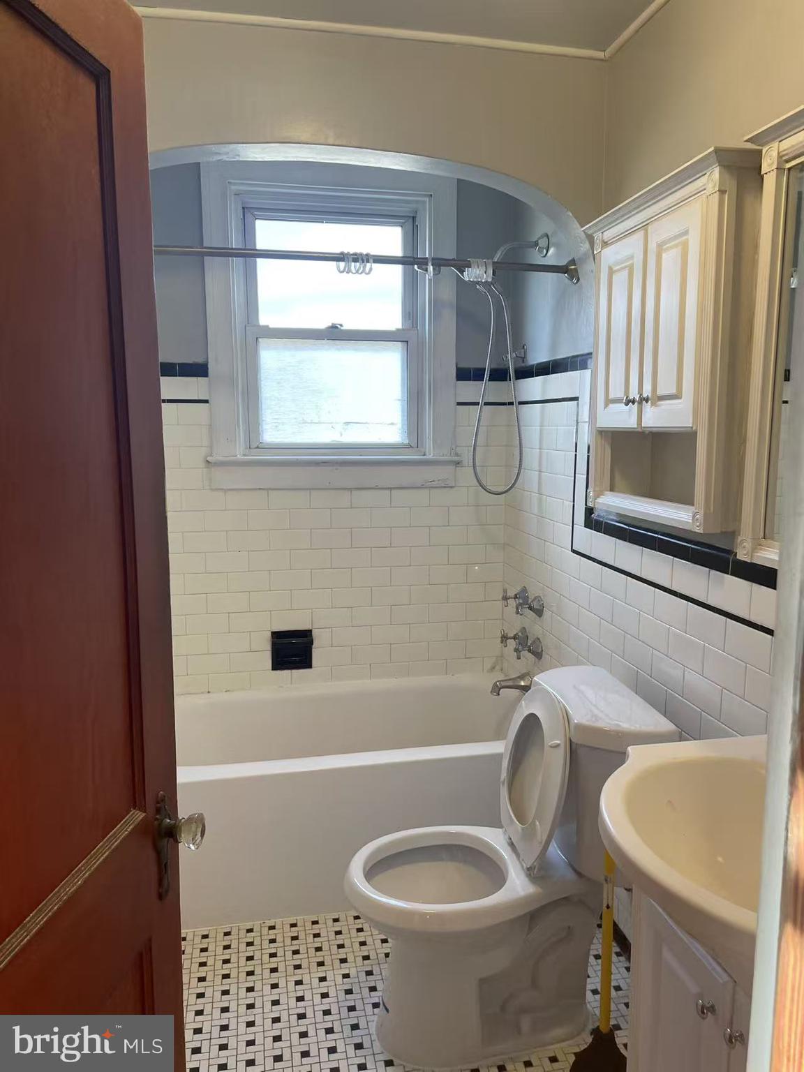 ARBUTUS - Residential