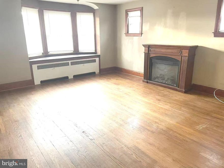 INVESTOR . Buy as the current tenants month to month rent. Currently rent for $1900 . Tenants has been rented for more than two years now .And ready to sign the year lease anytime . New roof 2023. 4 Parking spaces Included one car garage .Fenced backyard and patio ,end unit townhouse .Property need some TLC, The pictures was taken before tenants moved in. Please call listing agent for showing appointments. Thank you.