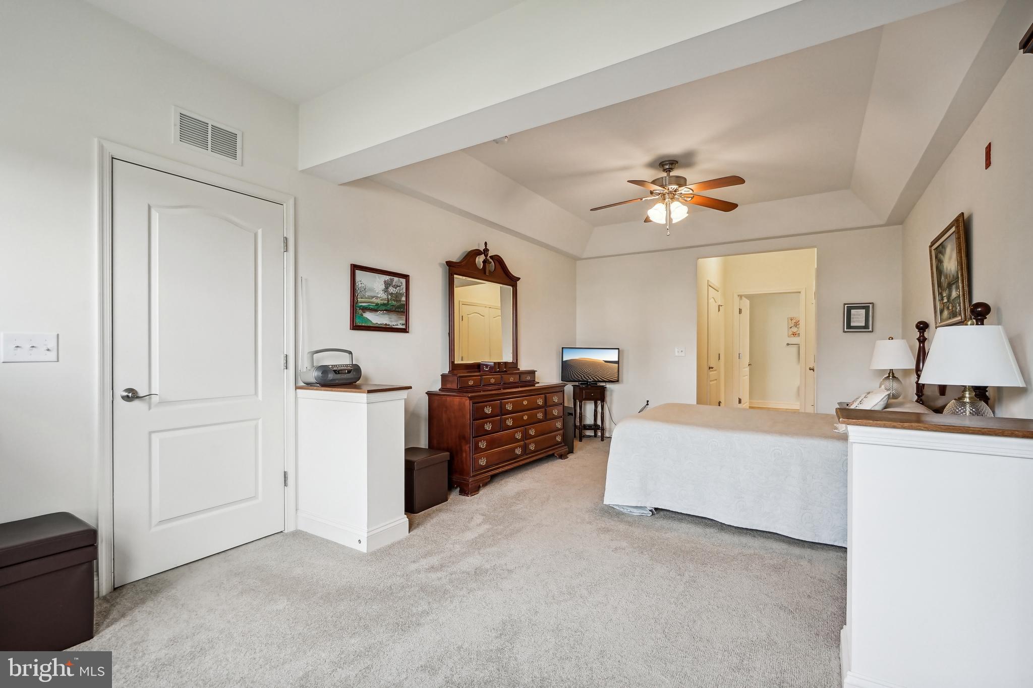 THE GATHERINGS - Residential