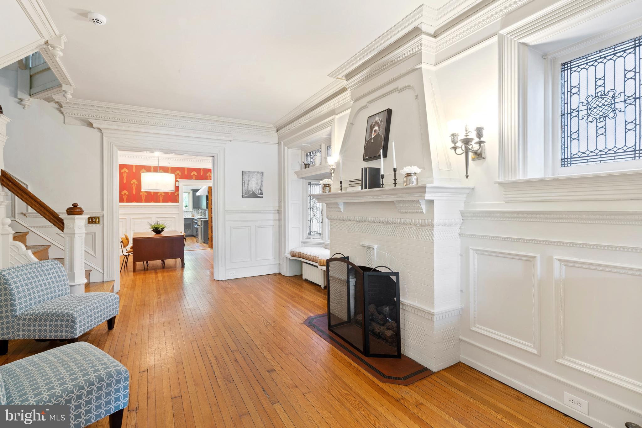 UNIVERSITY CITY - Residential