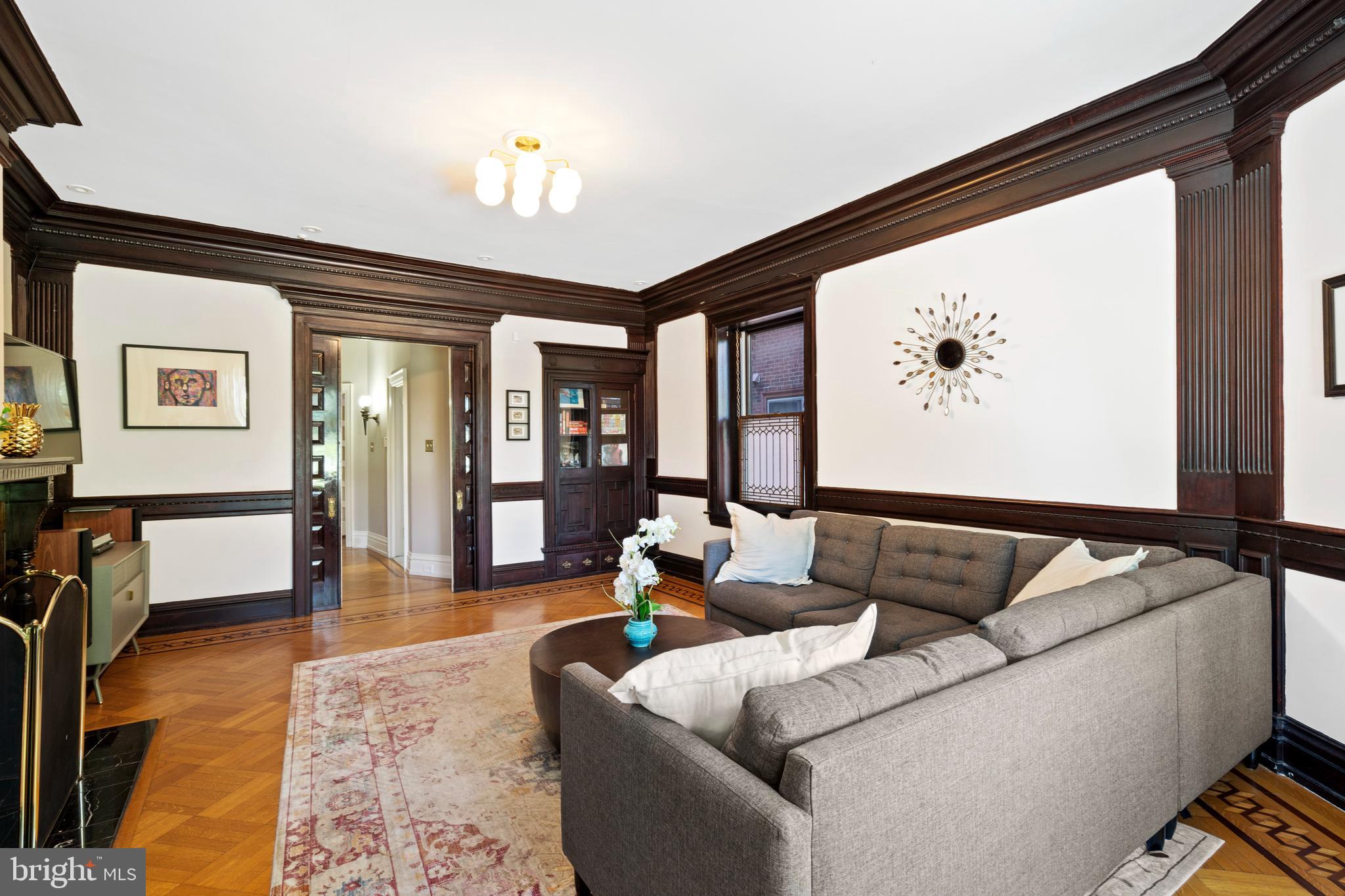 UNIVERSITY CITY - Residential