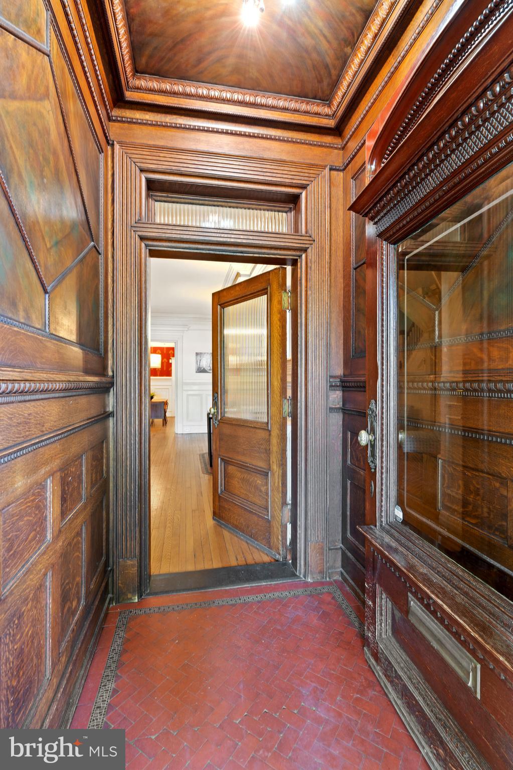 UNIVERSITY CITY - Residential