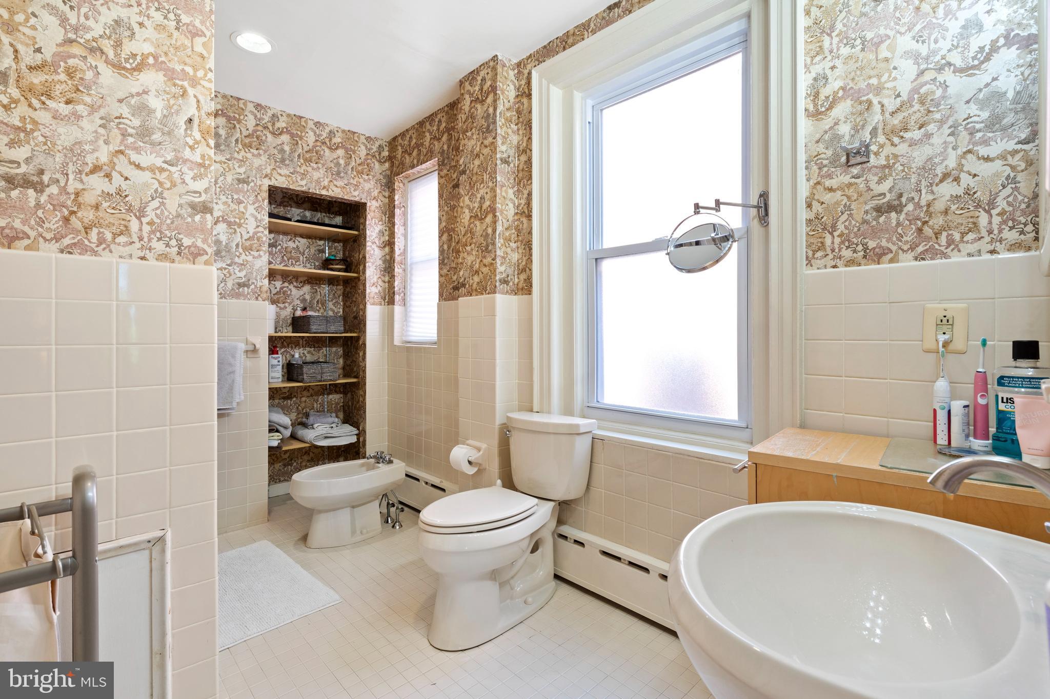 UNIVERSITY CITY - Residential