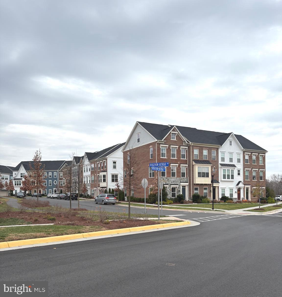 THE RETREAT AT WESTFIELDS - Residential Lease