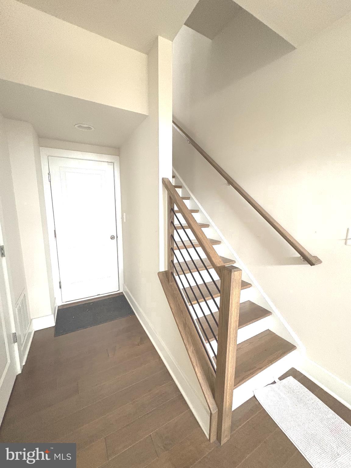 THE RETREAT AT WESTFIELDS - Residential Lease