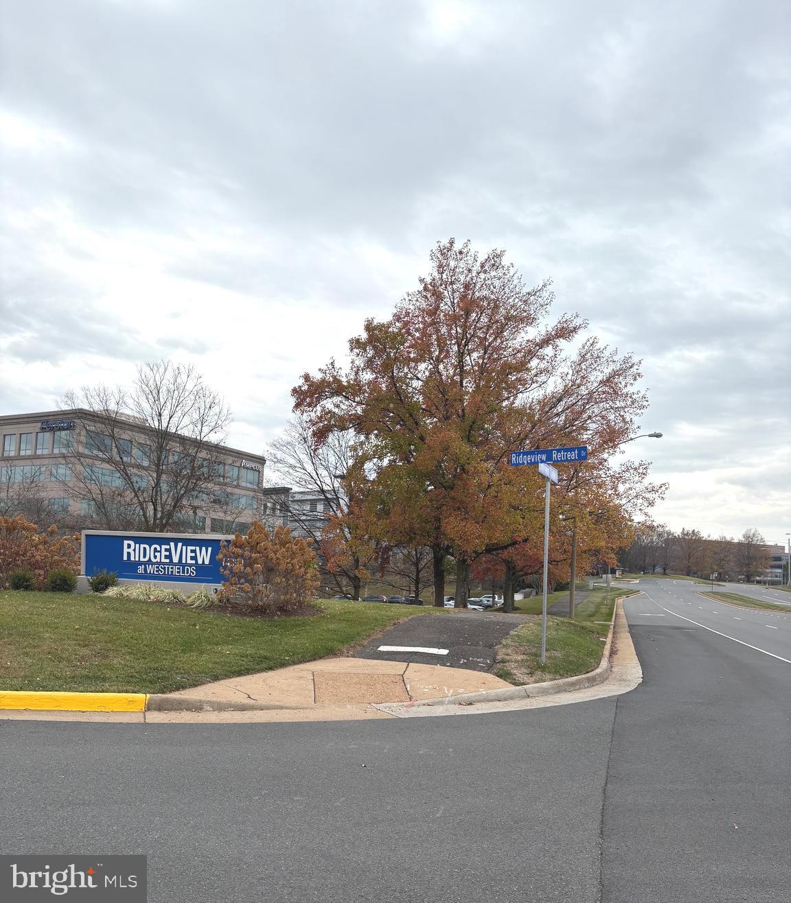 THE RETREAT AT WESTFIELDS - Residential Lease