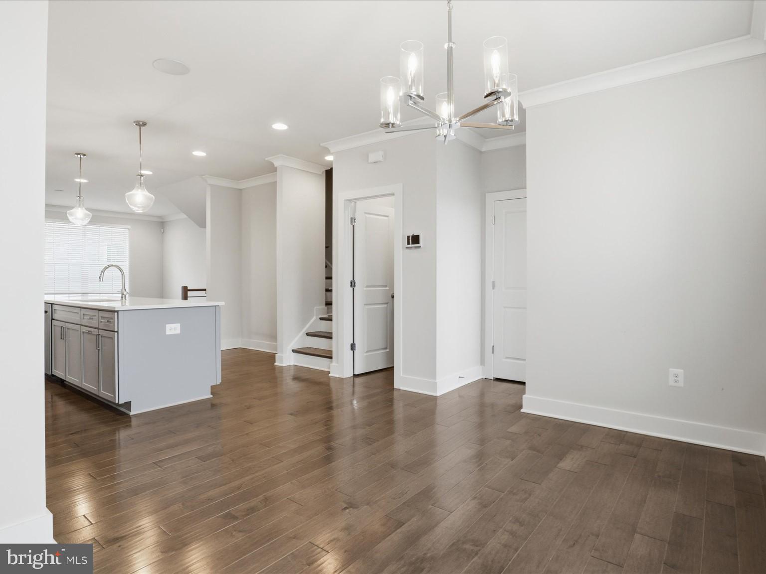 THE RETREAT AT WESTFIELDS - Residential Lease