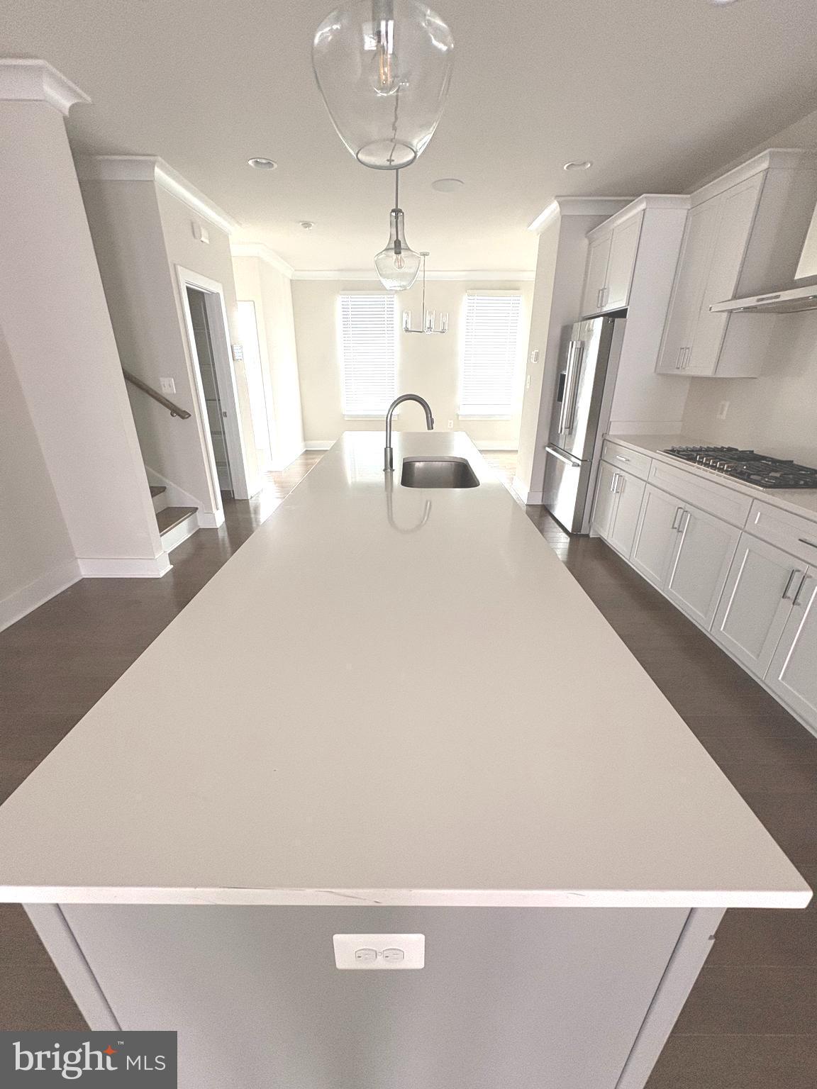 THE RETREAT AT WESTFIELDS - Residential Lease