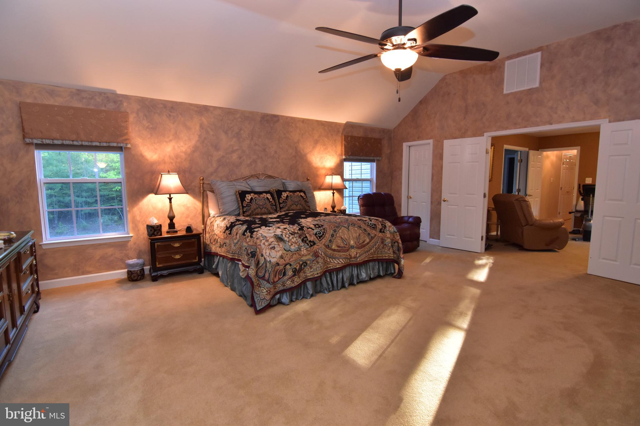 CHESTNUT HILLS - Residential