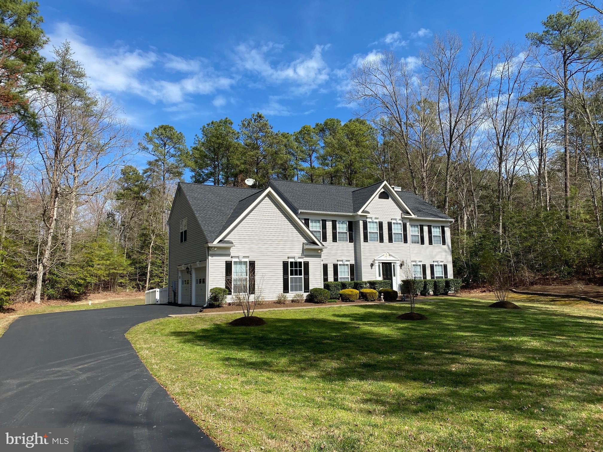 CHESTNUT HILLS - Residential