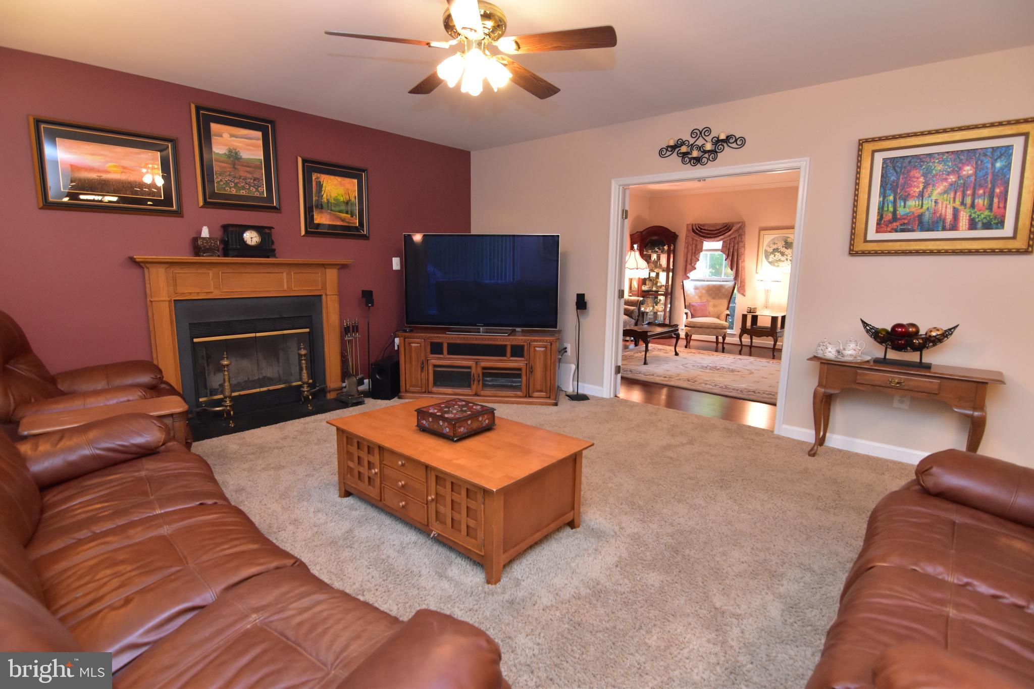 CHESTNUT HILLS - Residential