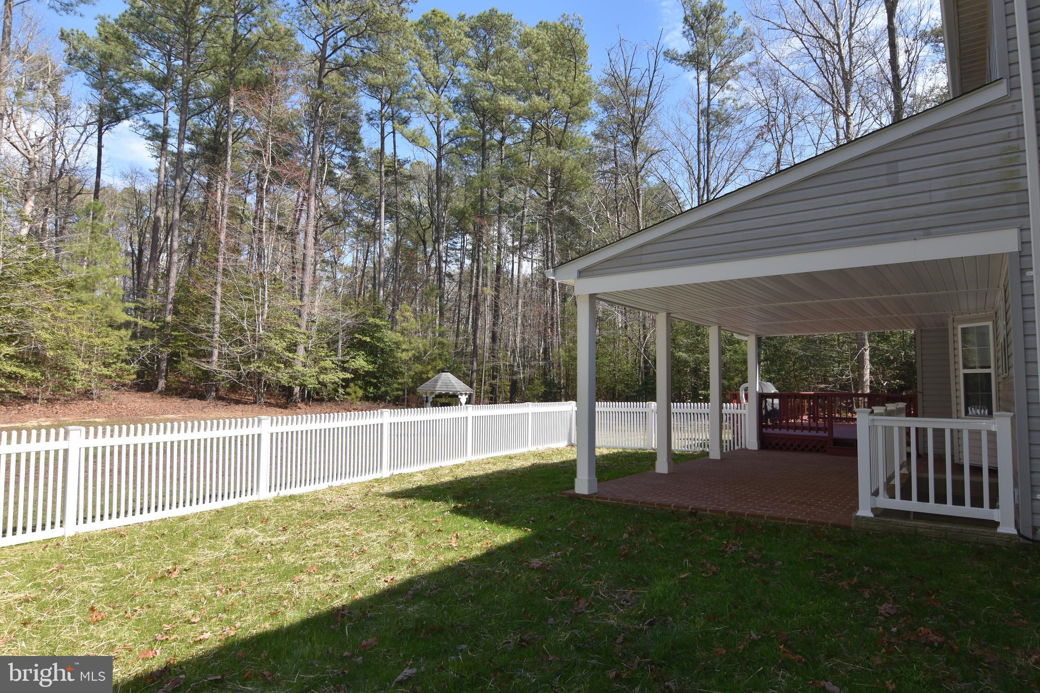 CHESTNUT HILLS - Residential