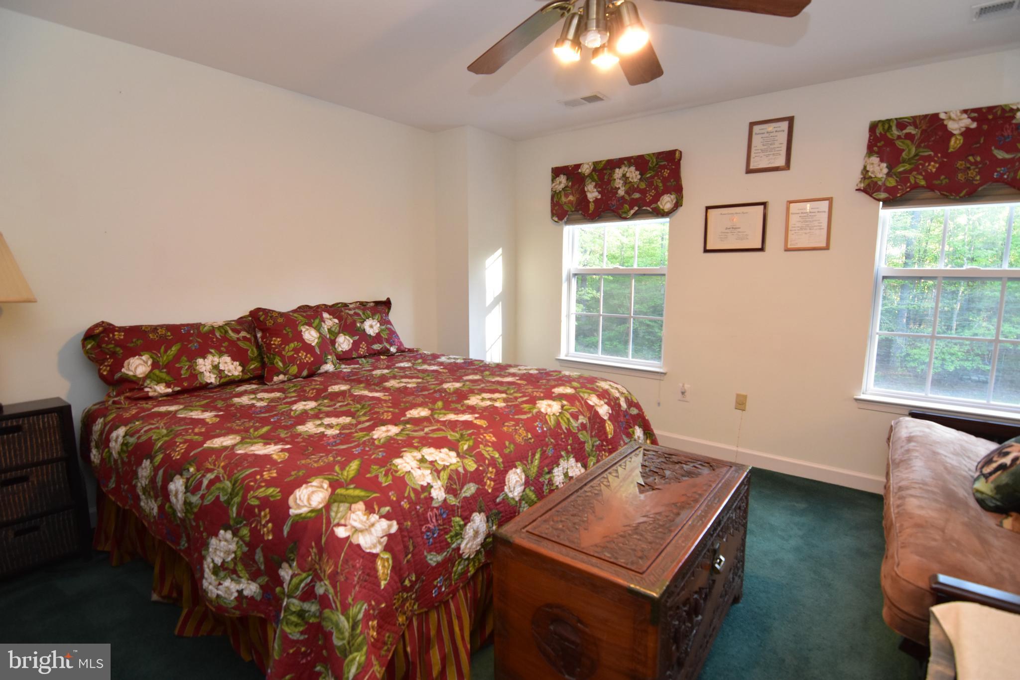 CHESTNUT HILLS - Residential