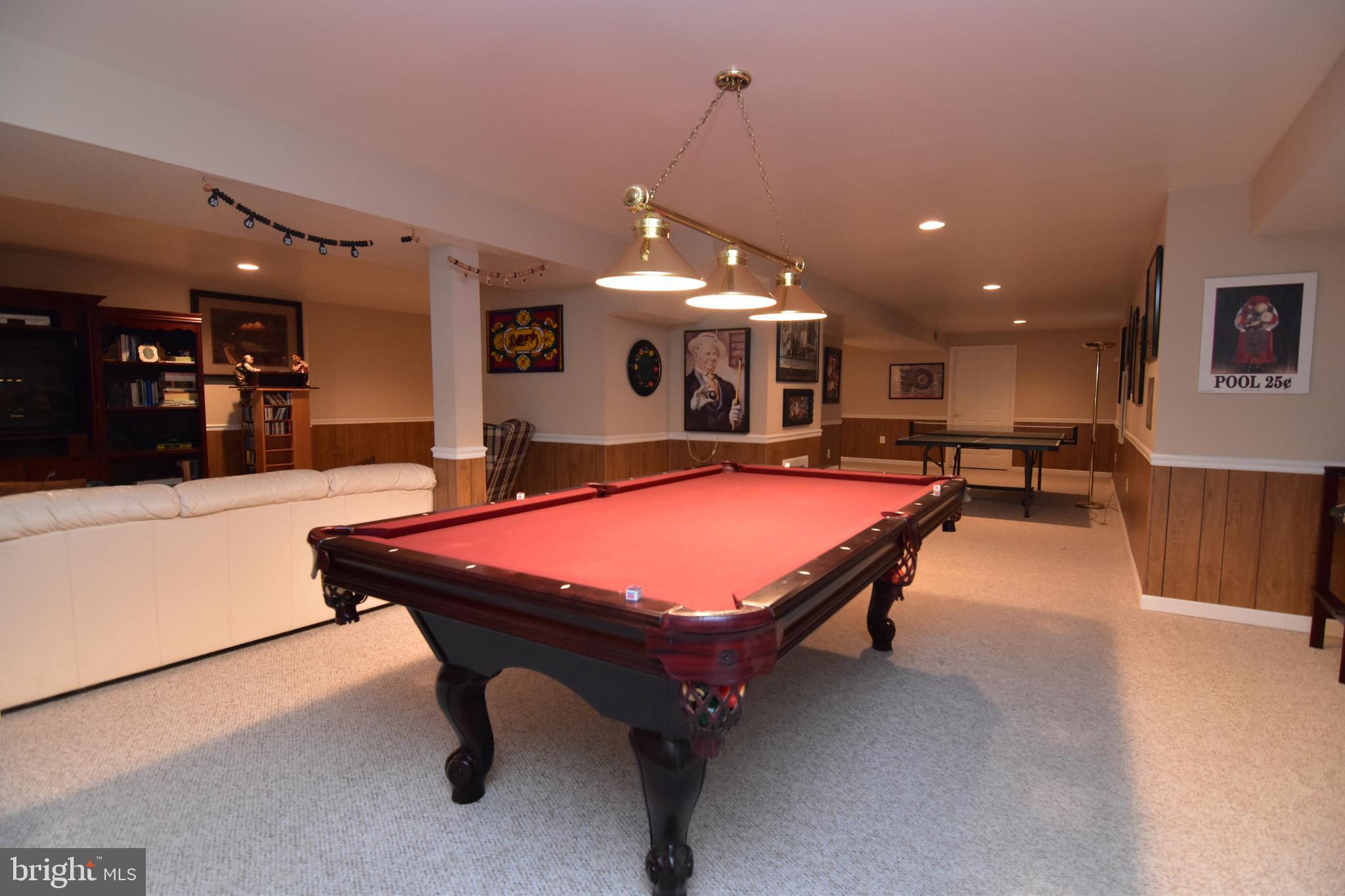 CHESTNUT HILLS - Residential