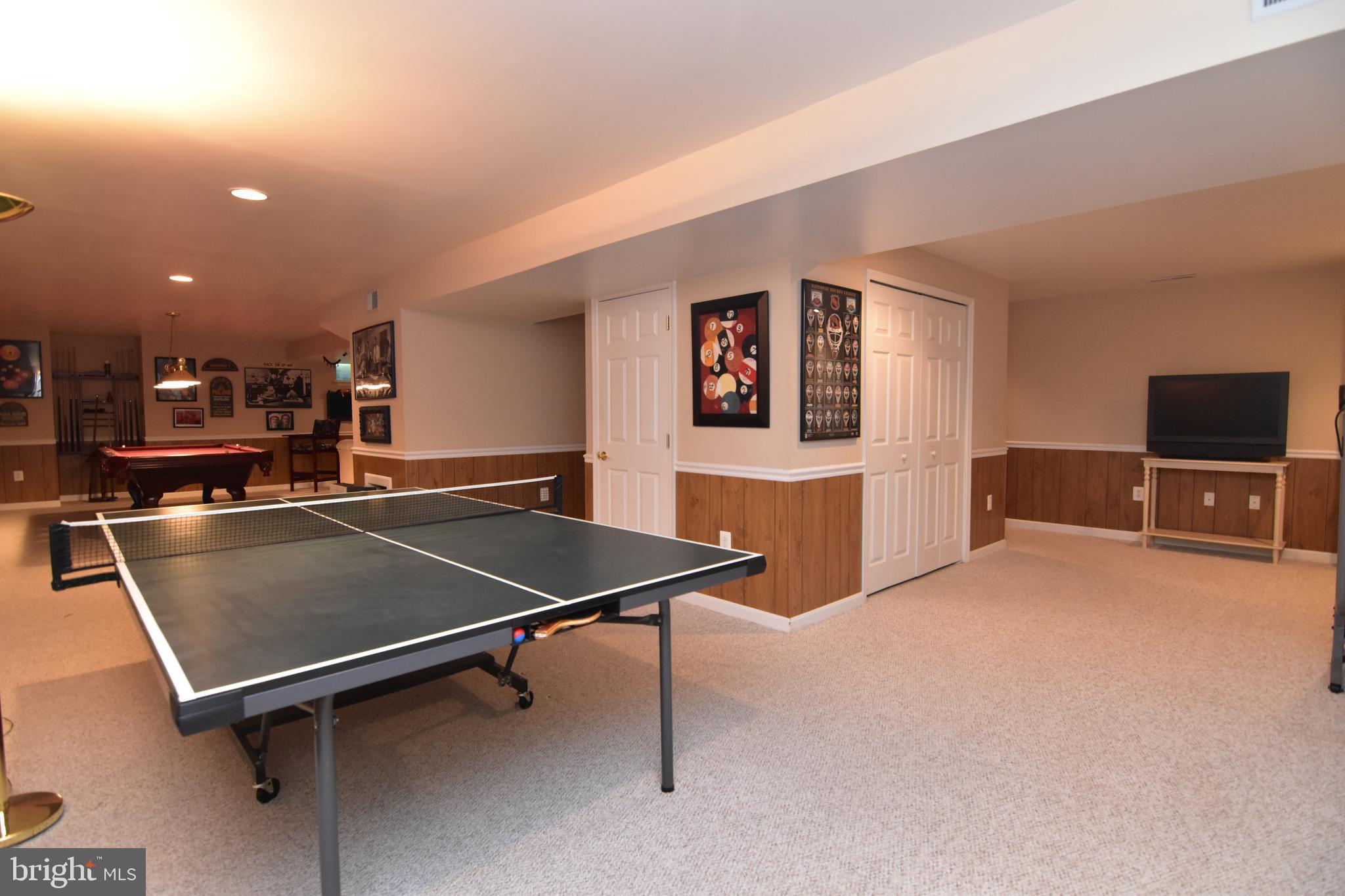 CHESTNUT HILLS - Residential