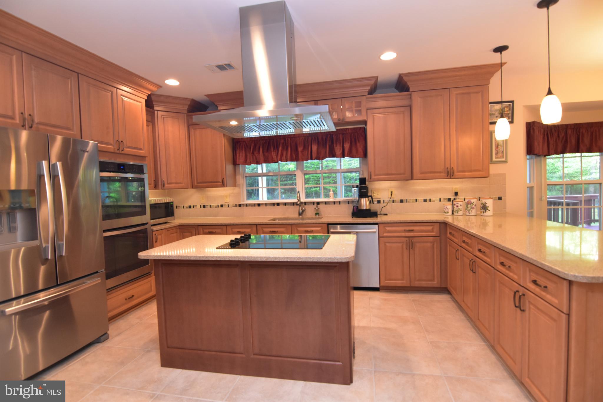 CHESTNUT HILLS - Residential