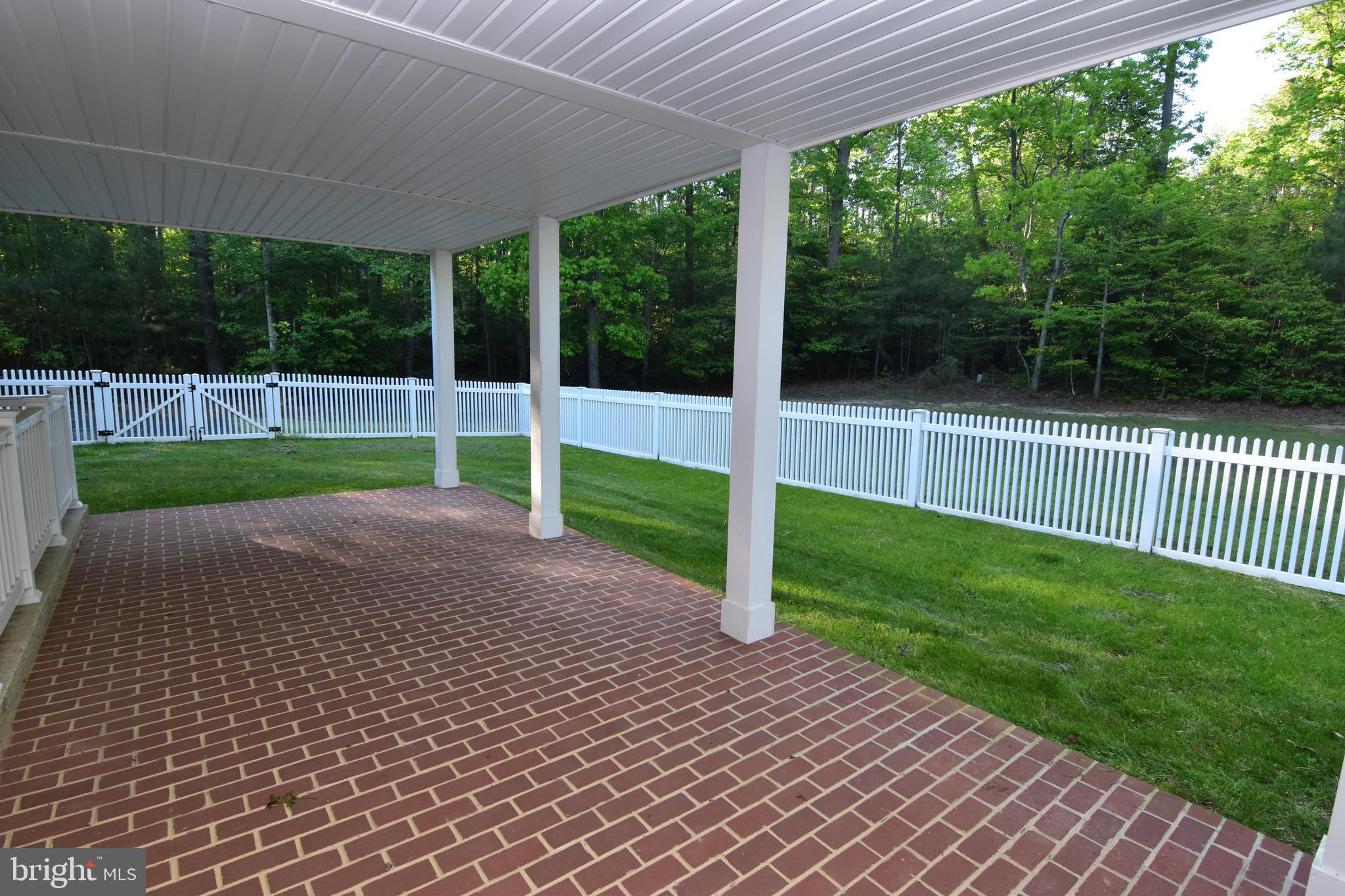 CHESTNUT HILLS - Residential