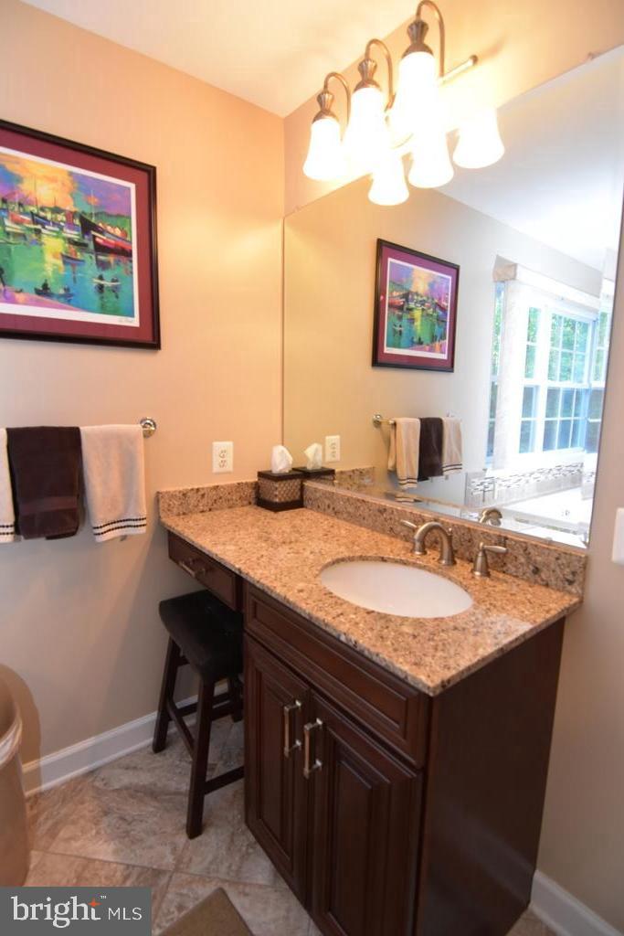 CHESTNUT HILLS - Residential