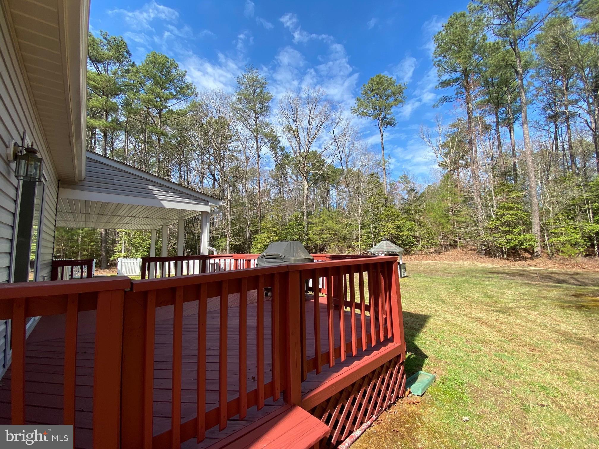 CHESTNUT HILLS - Residential