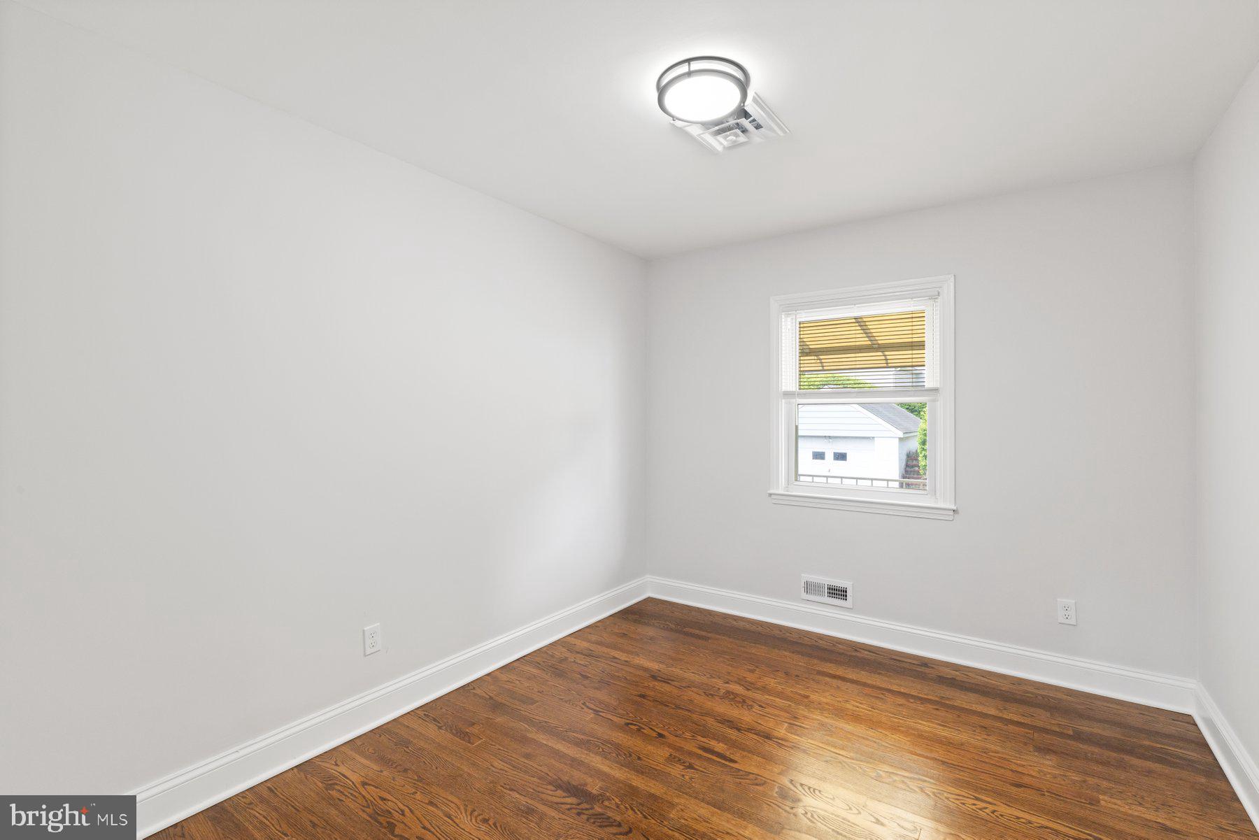 OAK SUMMIT - Residential