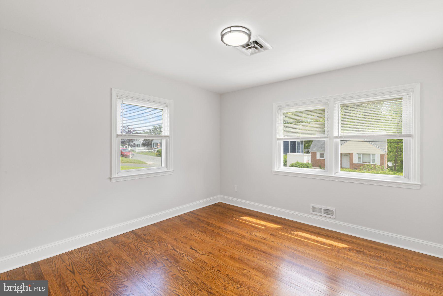 OAK SUMMIT - Residential