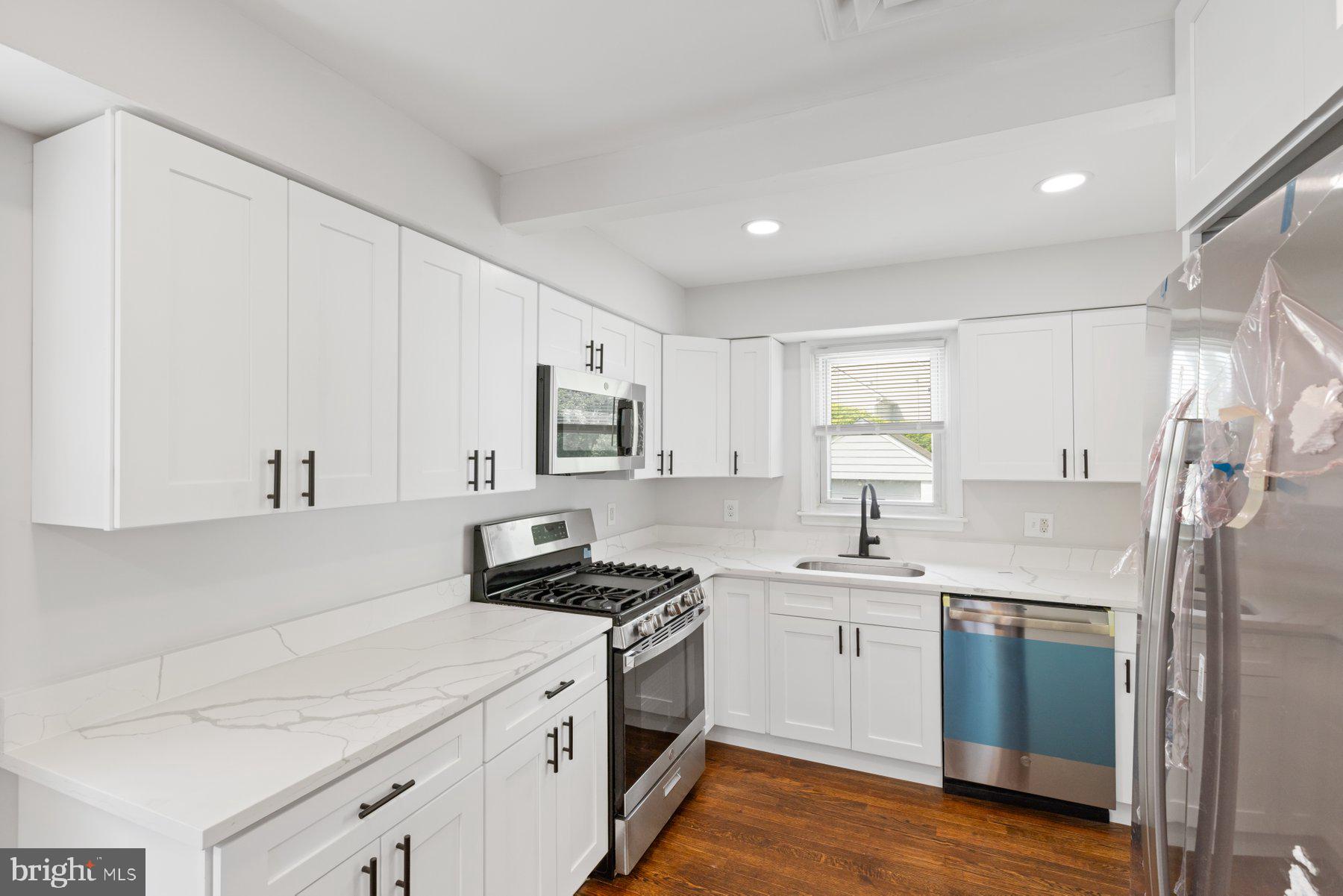OAK SUMMIT - Residential