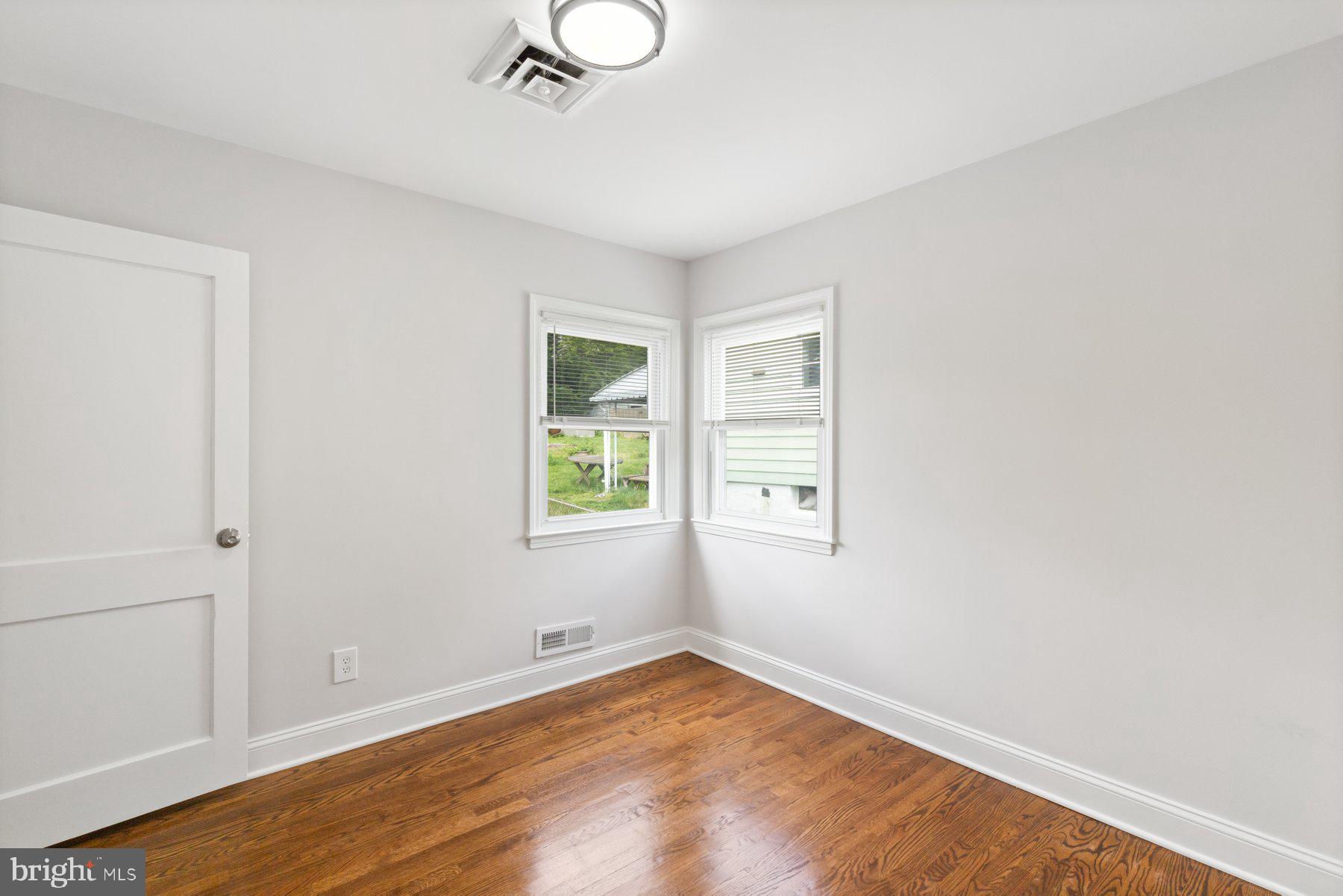 OAK SUMMIT - Residential